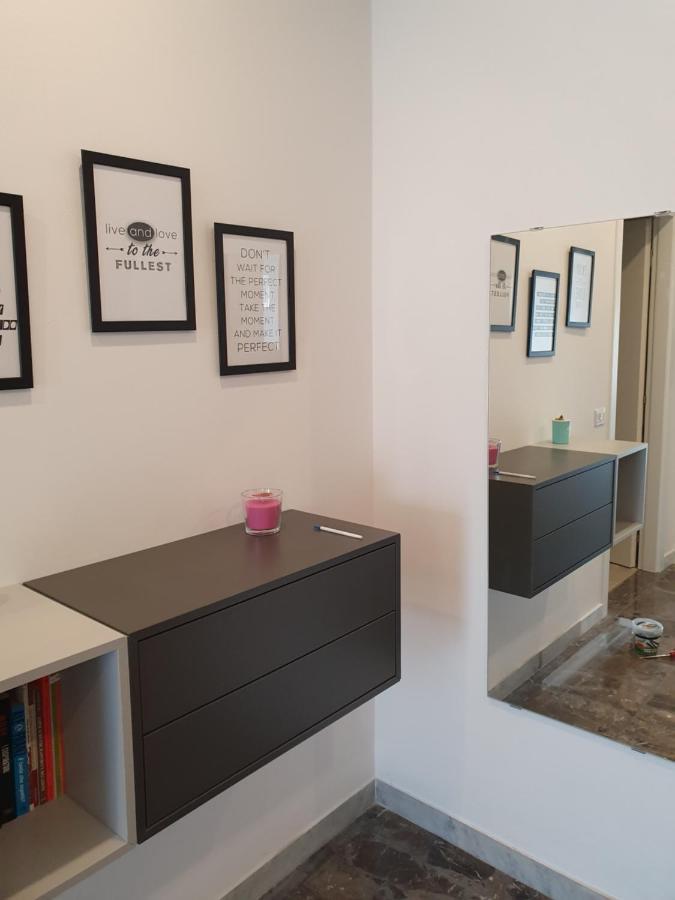 Appartamento Di Delfina Пескара Екстериор снимка